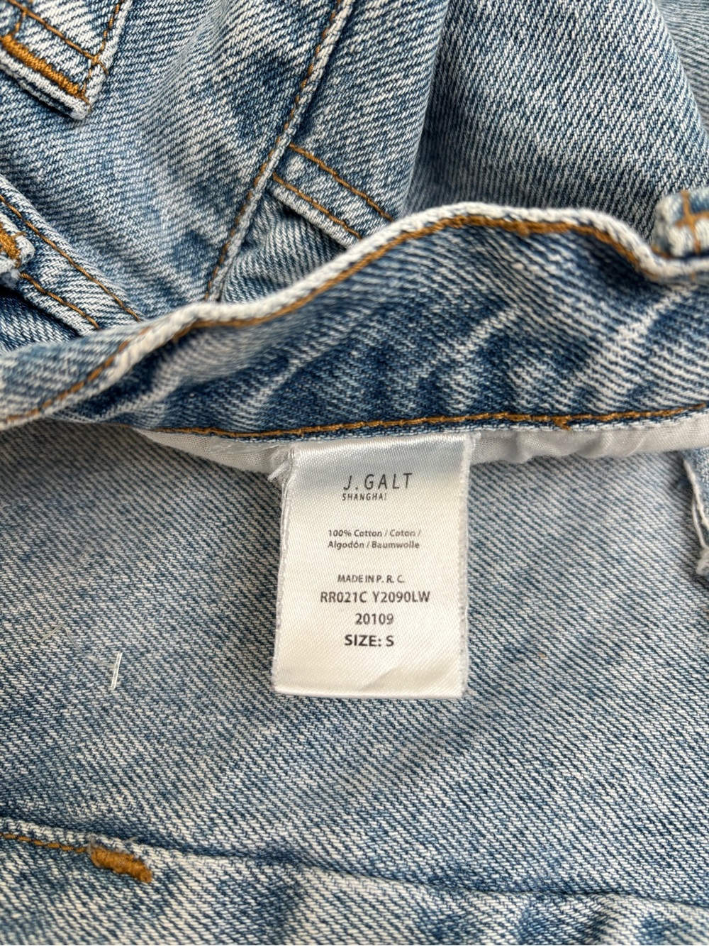 J. Galt Women's Light Blue Denim Jean shorts - Size S
